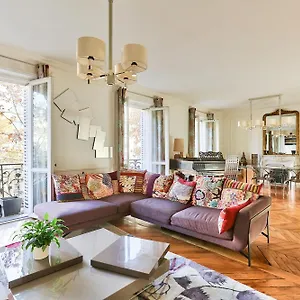appartement-140m2-proche-des-champs-elyses.fr-paris.fr/
